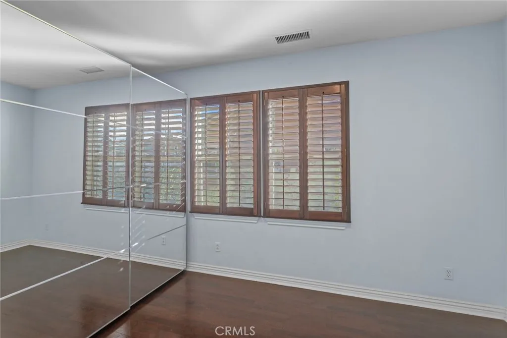 1858 W Meadowbrook, Santa Ana, California 92704 home-pic-23