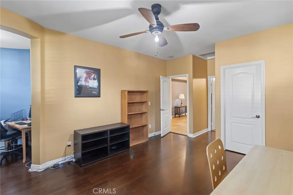 1858 W Meadowbrook, Santa Ana, California 92704 home-pic-26