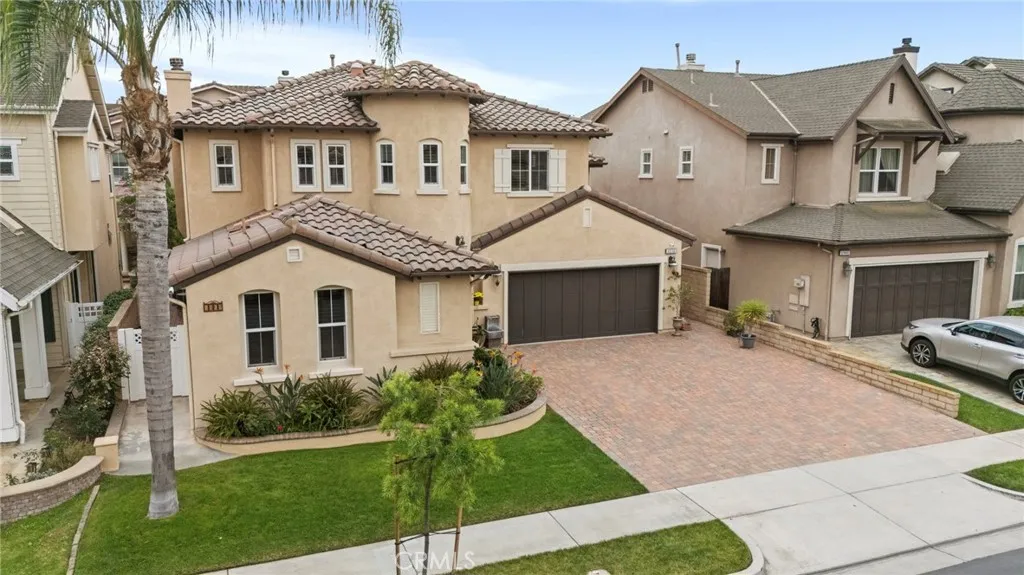 1858 W Meadowbrook, Santa Ana, California 92704 home-pic-45