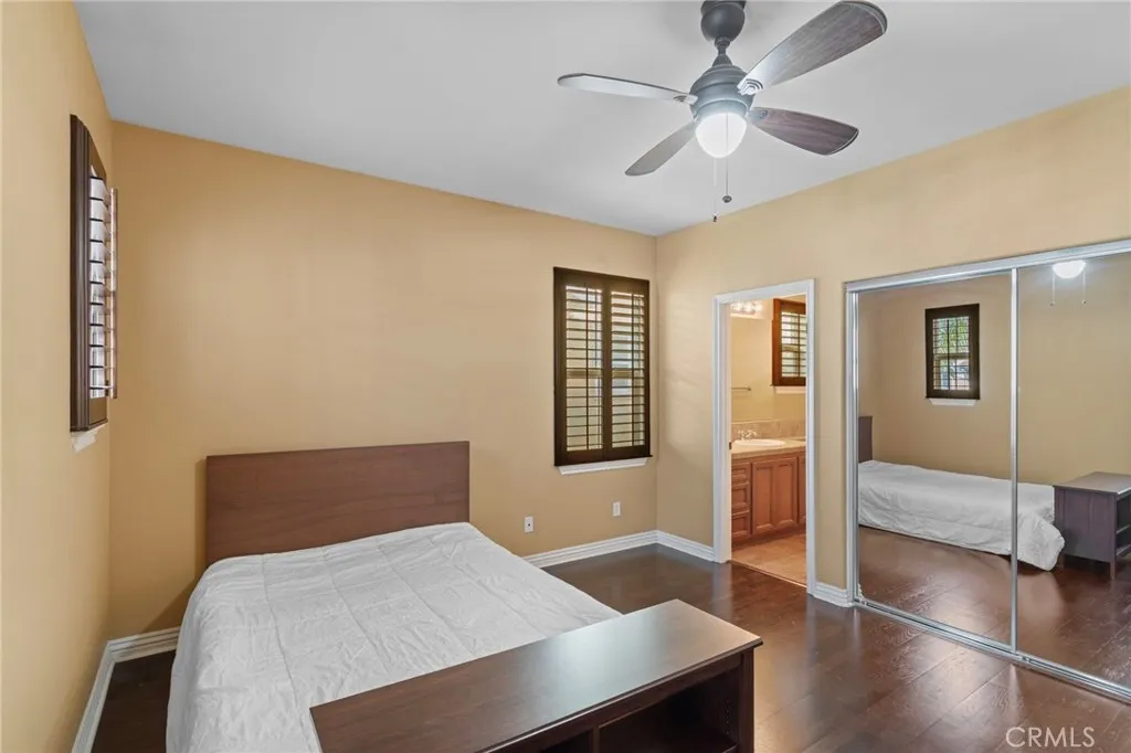 1858 W Meadowbrook, Santa Ana, California 92704 home-pic-20