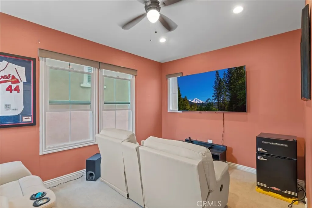 1858 W Meadowbrook, Santa Ana, California 92704 home-pic-18