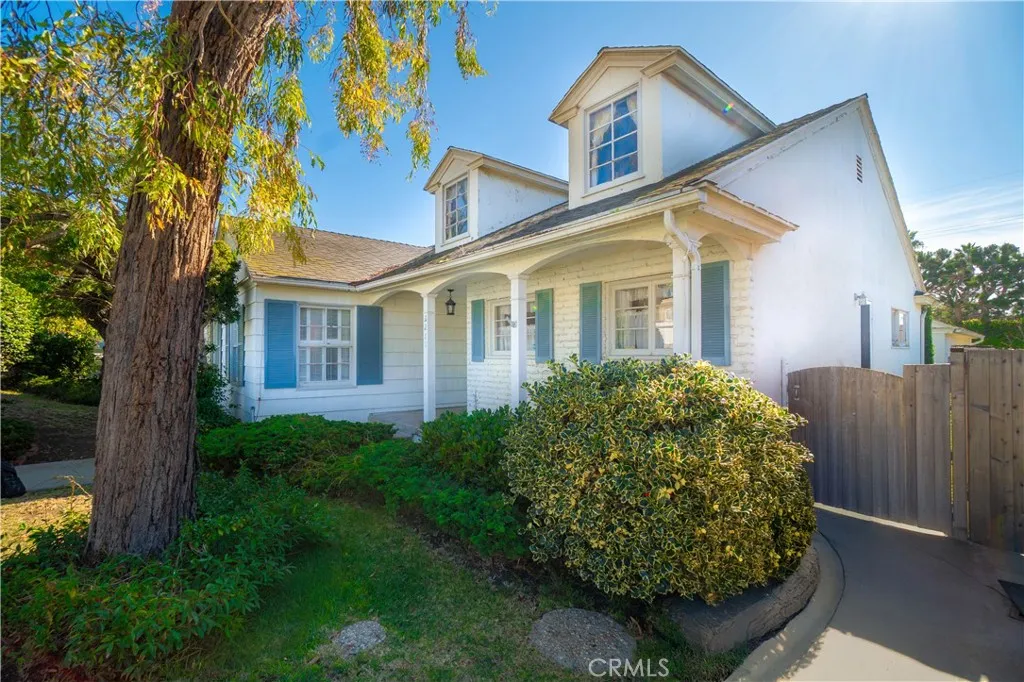 2211 W 37th, San Pedro, California 90732 home-pic-3