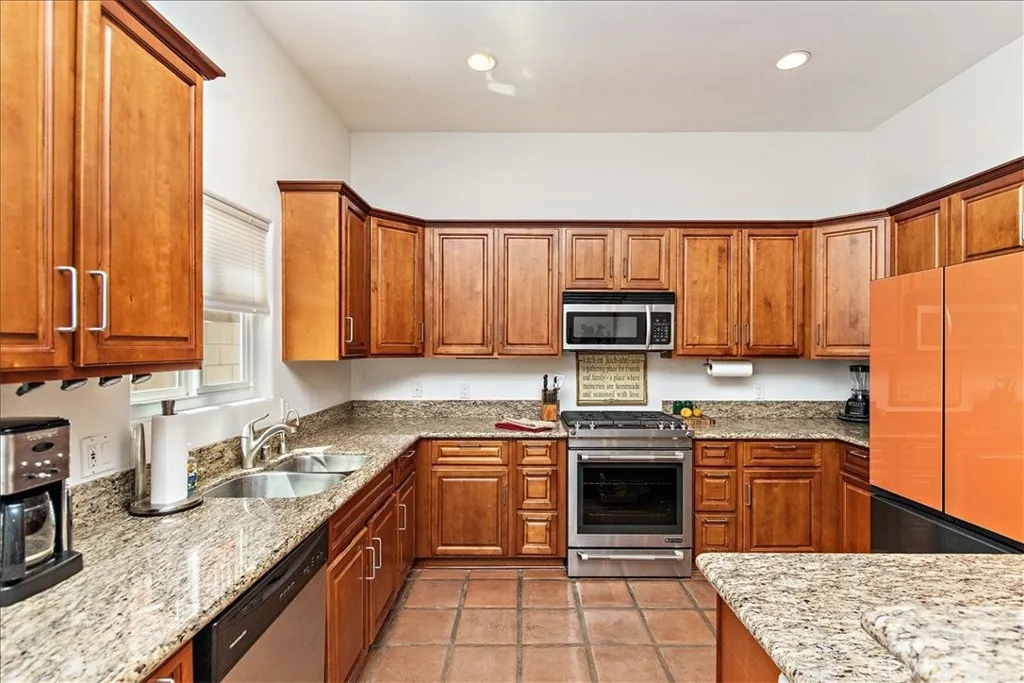 51770 Avenida Madero, La Quinta, California 92253 home-pic-18