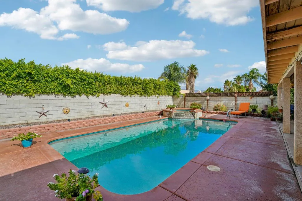 69666 Rochester Road, Cathedral City, California 92234 home-pic-40