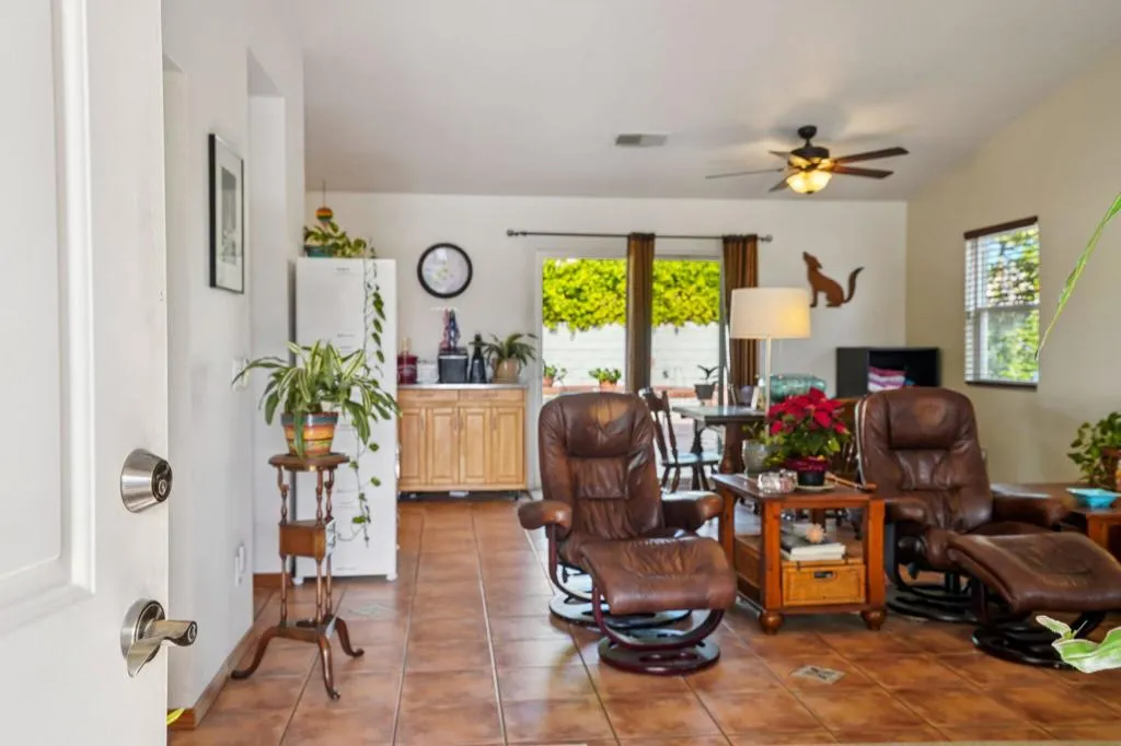 69666 Rochester Road, Cathedral City, California 92234 home-pic-12