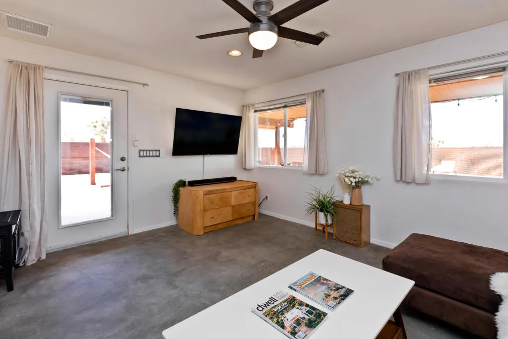 3663 Olympic Road, Joshua Tree, California 92252 home-pic-15