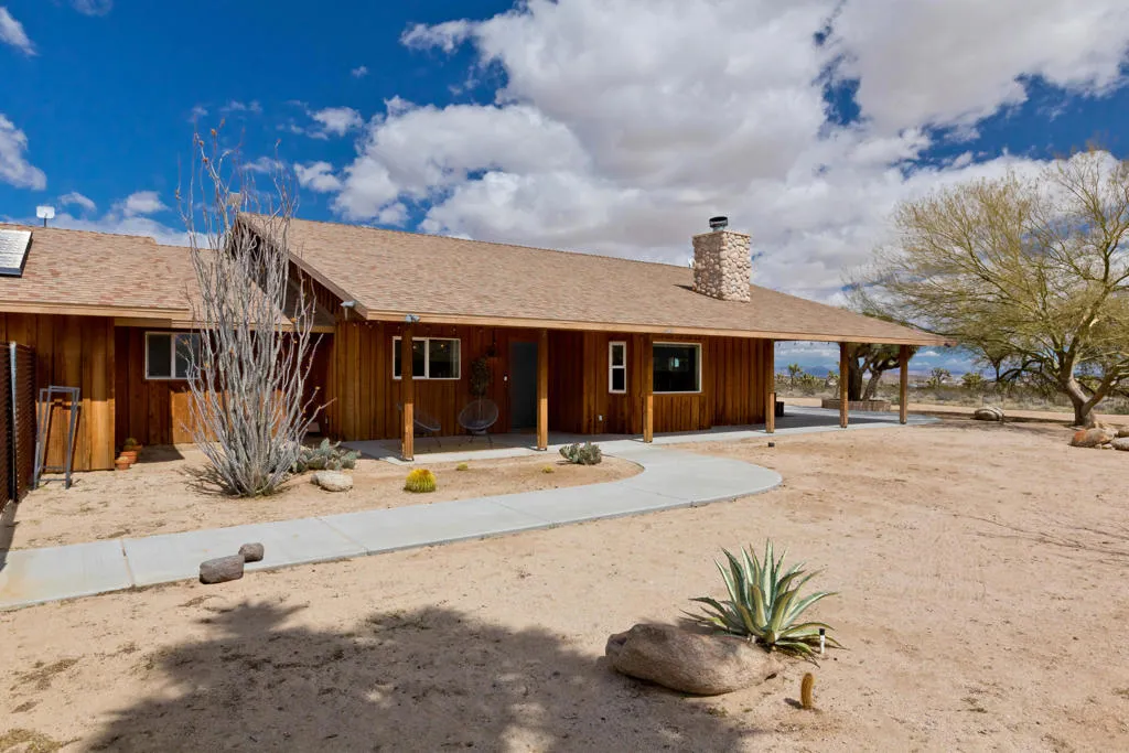3663 Olympic Road, Joshua Tree, California 92252 home-pic-42