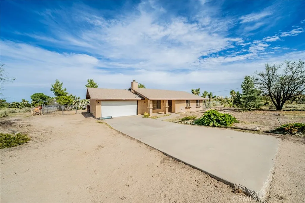 3818 Sunnyslope Road, Phelan, California 92371 home-pic-2