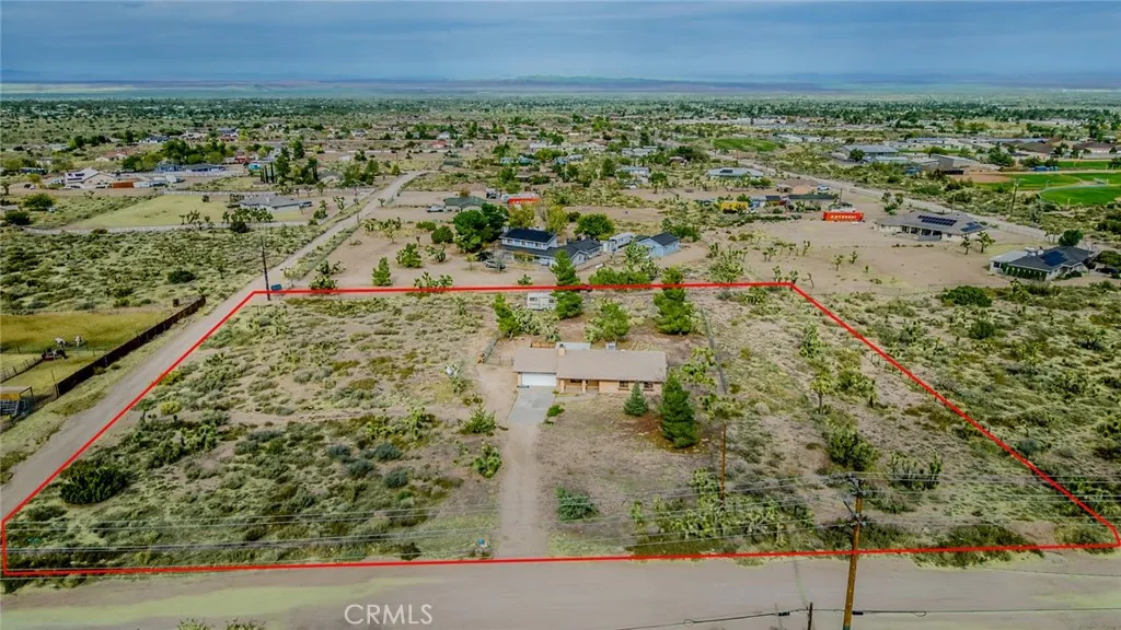 3818 Sunnyslope Road, Phelan, California 92371 home-pic-32