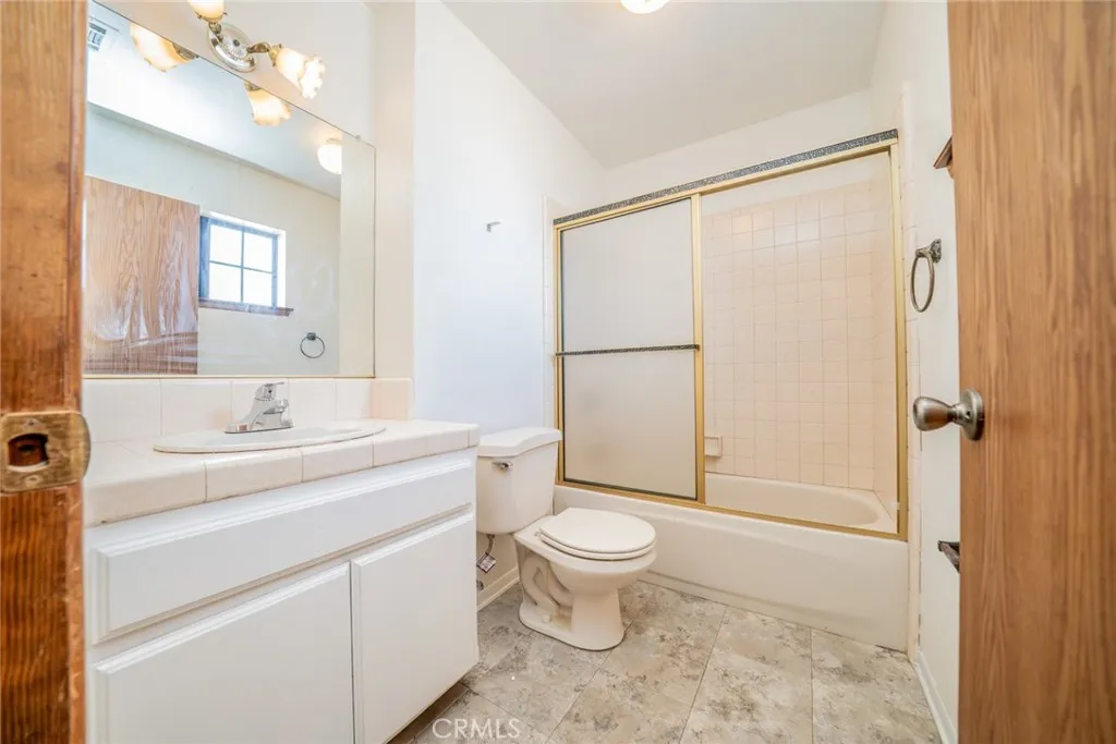 3818 Sunnyslope Road, Phelan, California 92371 home-pic-19