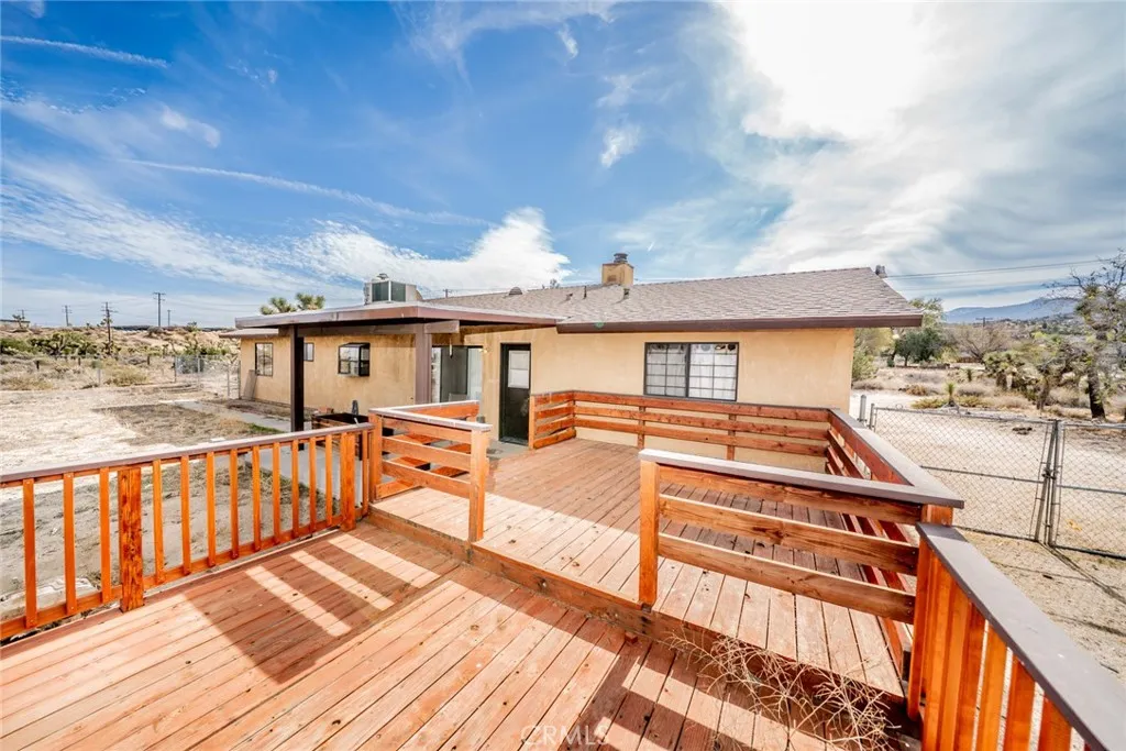 3818 Sunnyslope Road, Phelan, California 92371 home-pic-27