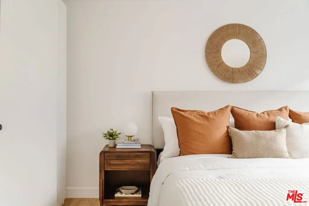 1943 12th 2, Santa Monica, California 90404 home-pic-29