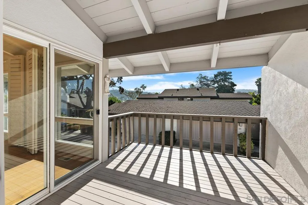 27 Greenview Drive, Carlsbad, California 92009 home-pic-14