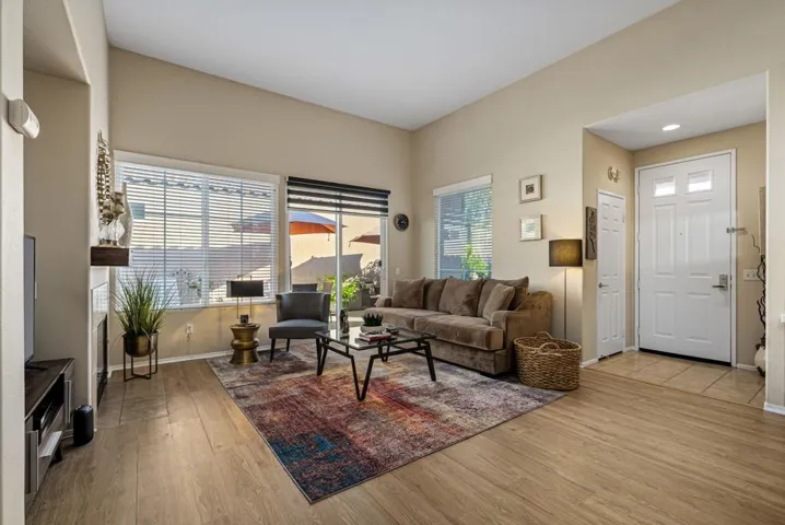 23-web-or-mls-VMMoonlight_OPMG_1125_023