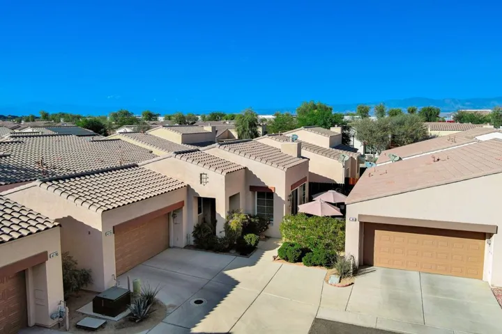 1-web-or-mls-VMMoonlight_OPMG_1125_001