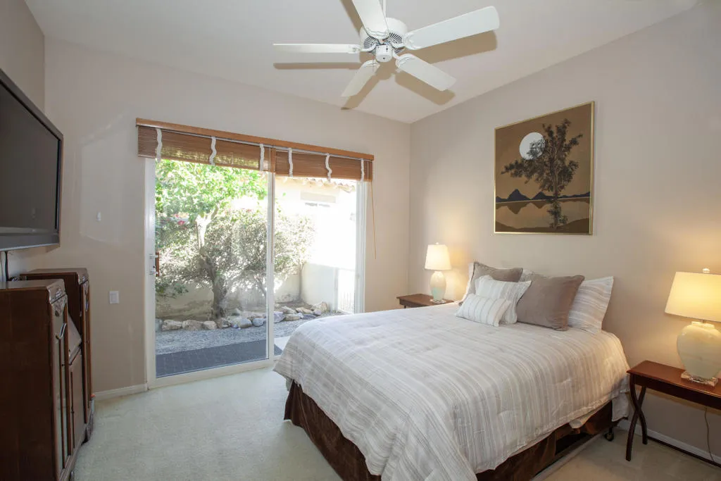 48145 Paso Tiempo Lane, La Quinta, California 92253 home-pic-31