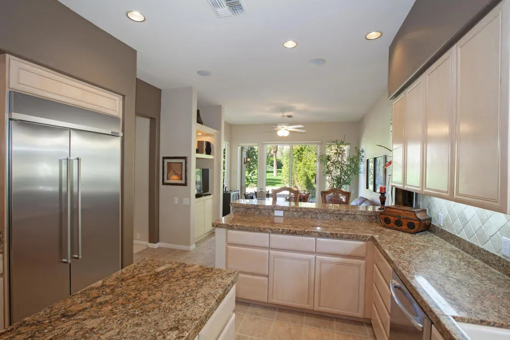 48145 Paso Tiempo Lane, La Quinta, California 92253 home-pic-22