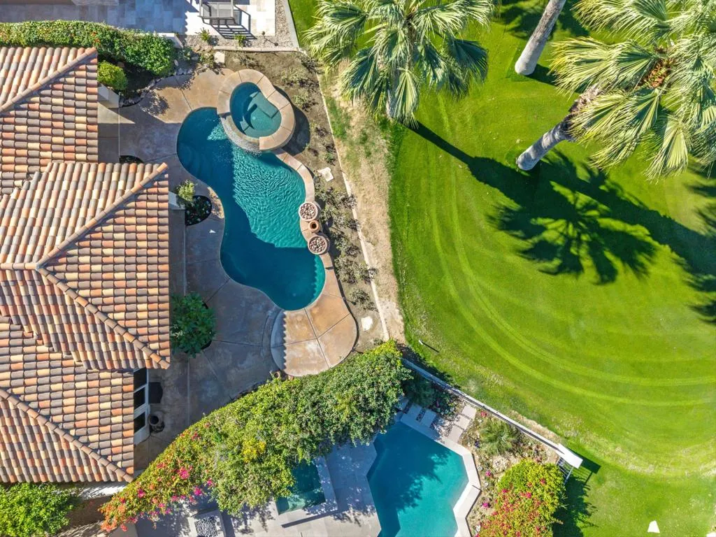 48145 Paso Tiempo Lane, La Quinta, California 92253 home-pic-7