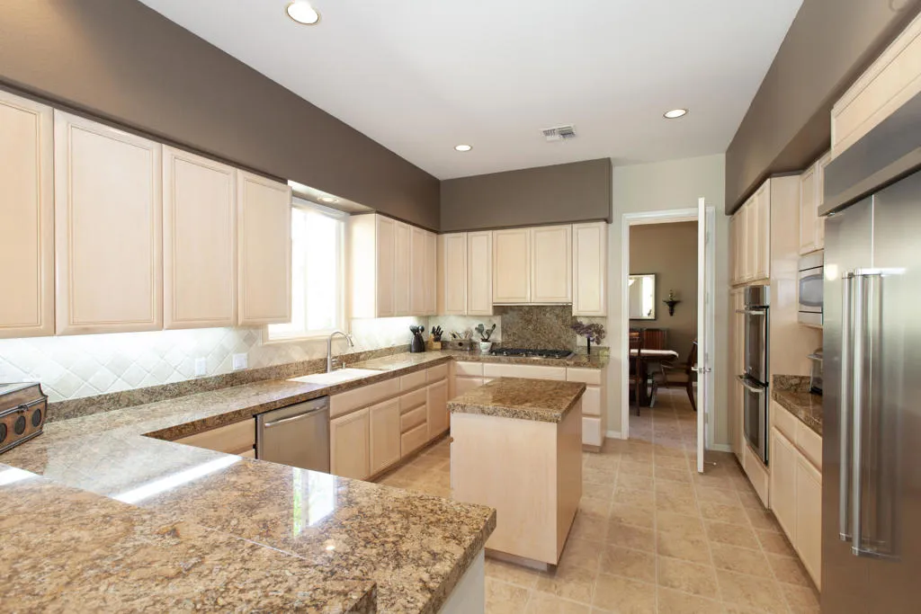 48145 Paso Tiempo Lane, La Quinta, California 92253 home-pic-21