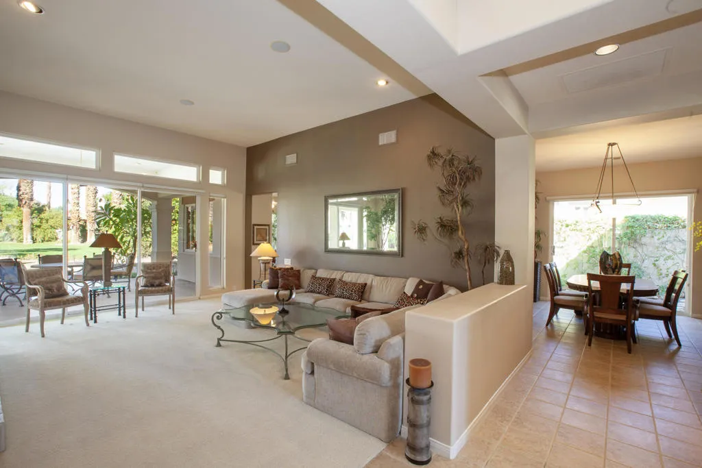 48145 Paso Tiempo Lane, La Quinta, California 92253 home-pic-15