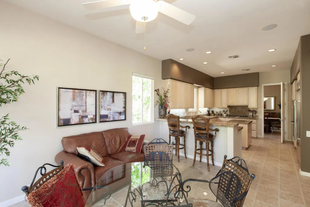 48145 Paso Tiempo Lane, La Quinta, California 92253 home-pic-24