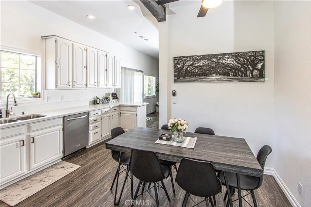 26448 Thunderbird Drive, Lake Arrowhead, California 92352 home-pic-4