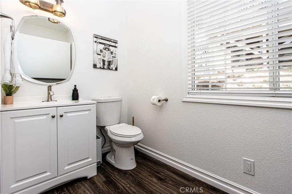 26448 Thunderbird Drive, Lake Arrowhead, California 92352 home-pic-7