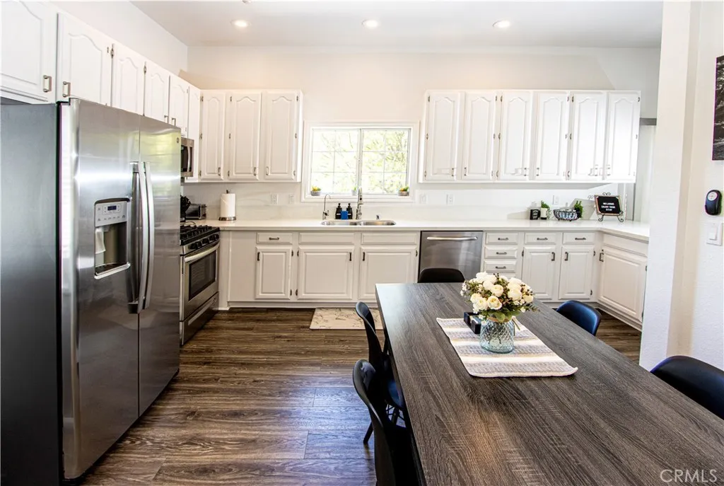 26448 Thunderbird Drive, Lake Arrowhead, California 92352 home-pic-6