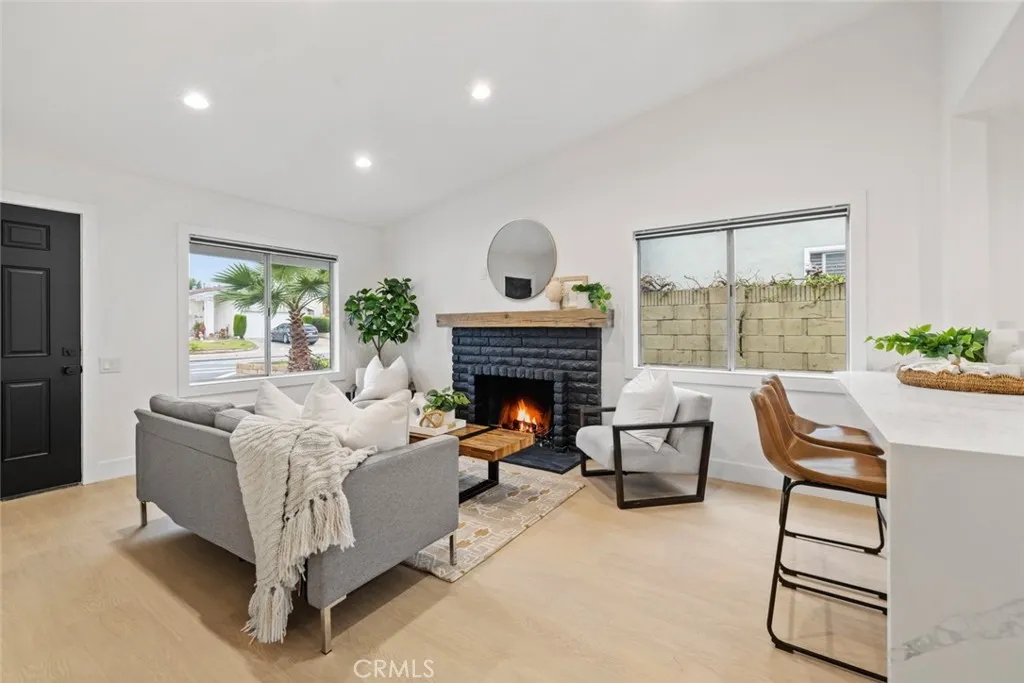 23342 Via Burriana, Mission Viejo, California 92691 home-pic-3