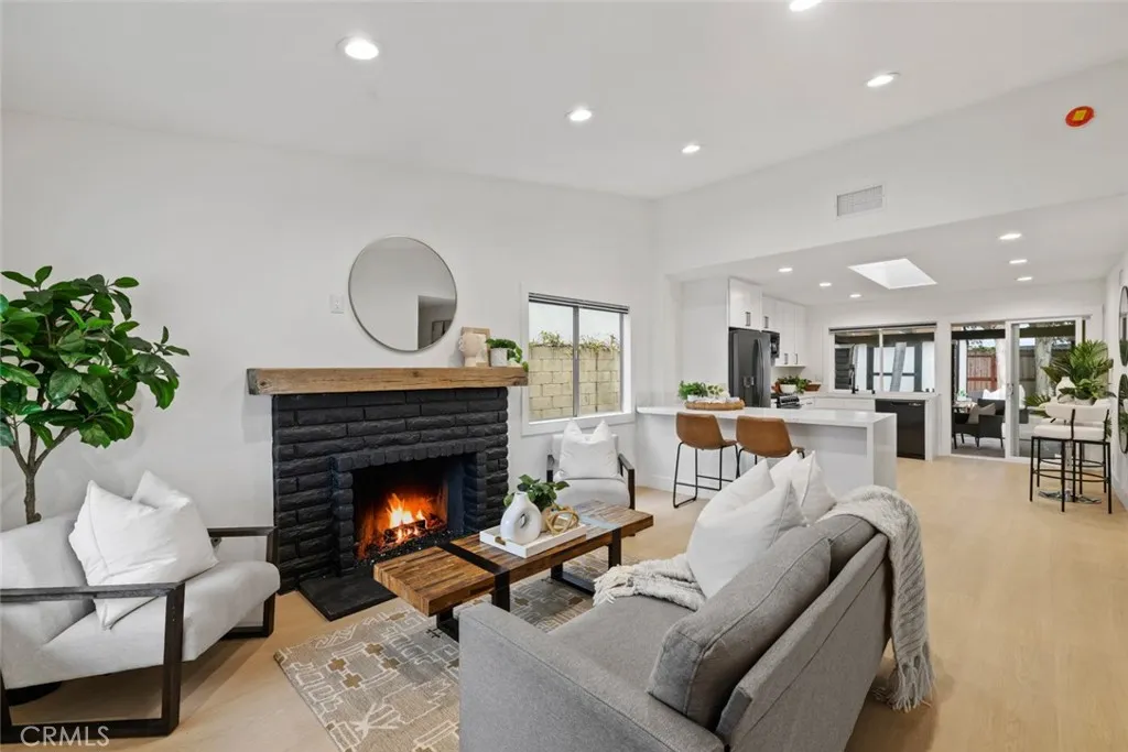 23342 Via Burriana, Mission Viejo, California 92691 home-pic-0