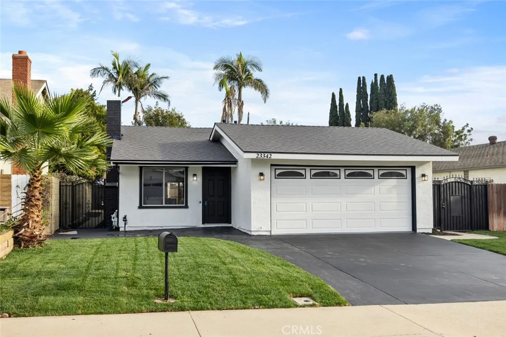 23342 Via Burriana, Mission Viejo, California 92691 home-pic-1