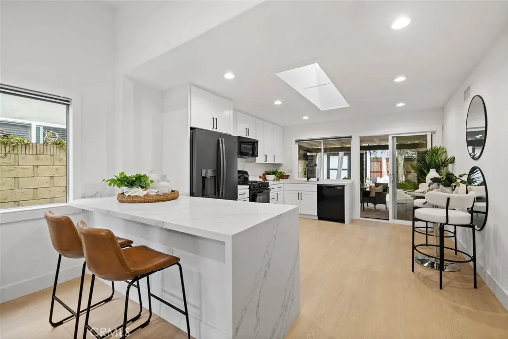 23342 Via Burriana, Mission Viejo, California 92691 home-pic-6