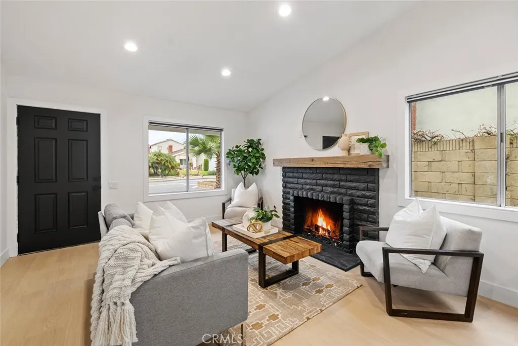 23342 Via Burriana, Mission Viejo, California 92691 home-pic-4