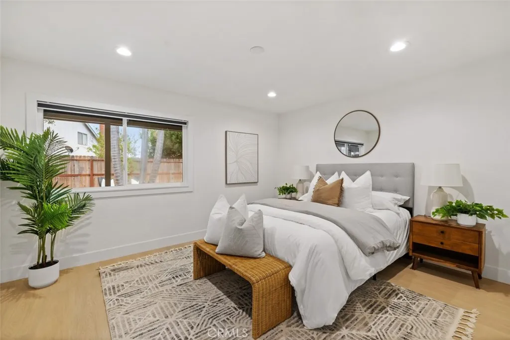 23342 Via Burriana, Mission Viejo, California 92691 home-pic-11