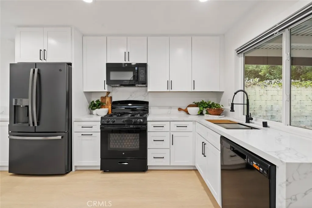 23342 Via Burriana, Mission Viejo, California 92691 home-pic-8