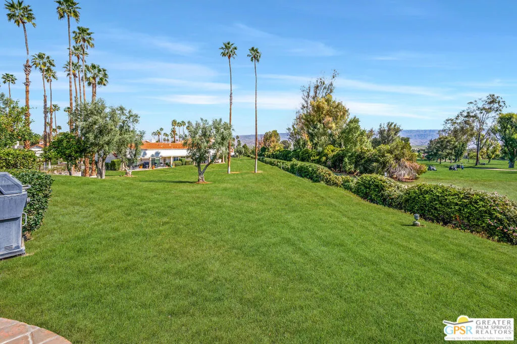 270 Desert Falls E Drive, Palm Desert, California 92211 home-pic-34