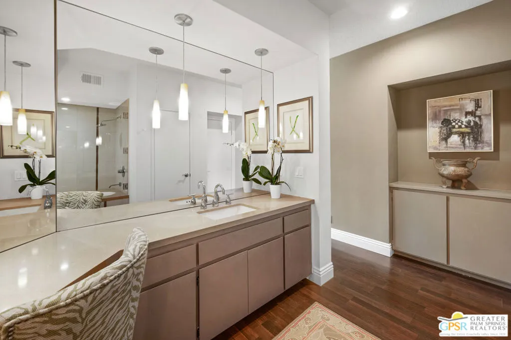 270 Desert Falls E Drive, Palm Desert, California 92211 home-pic-21
