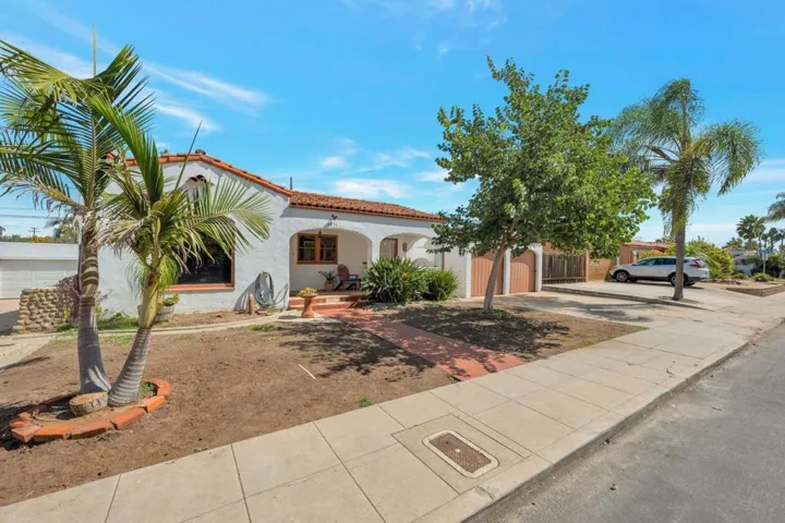 4817 Biona Dr, San Diego, California 92116