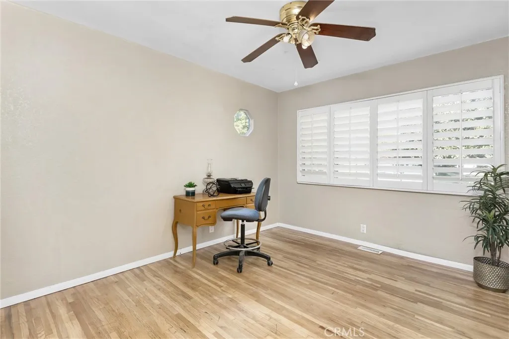 2770 Ladera Road, San Bernardino, California 92405 home-pic-16