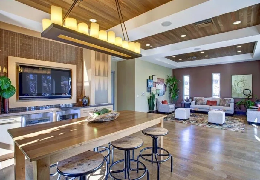 5547 Strand 103, Hawthorne, California 90250 home-pic-36