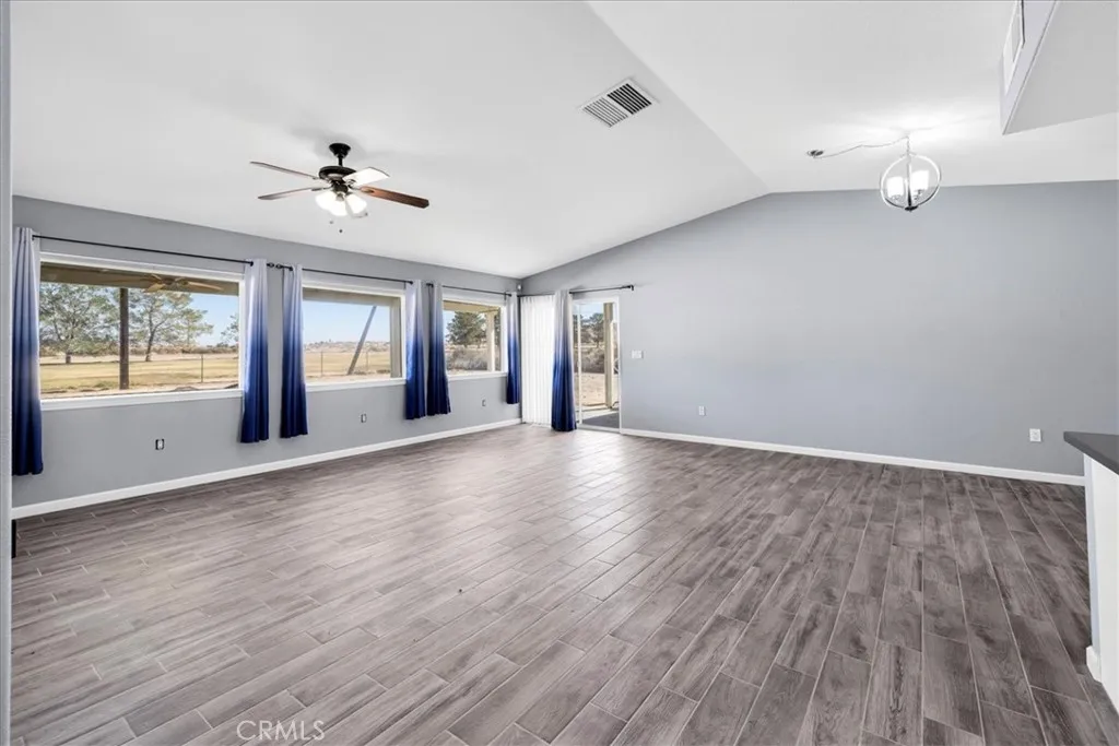 4623 Saddlehorn Road, 29 Palms, California 92277 home-pic-3
