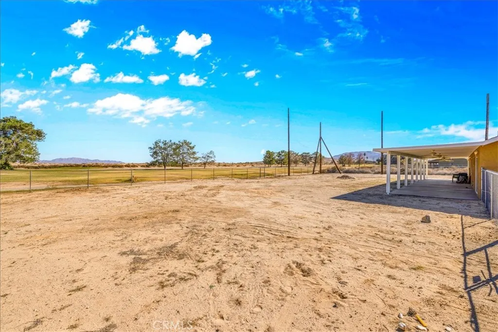4623 Saddlehorn Road, 29 Palms, California 92277 home-pic-37
