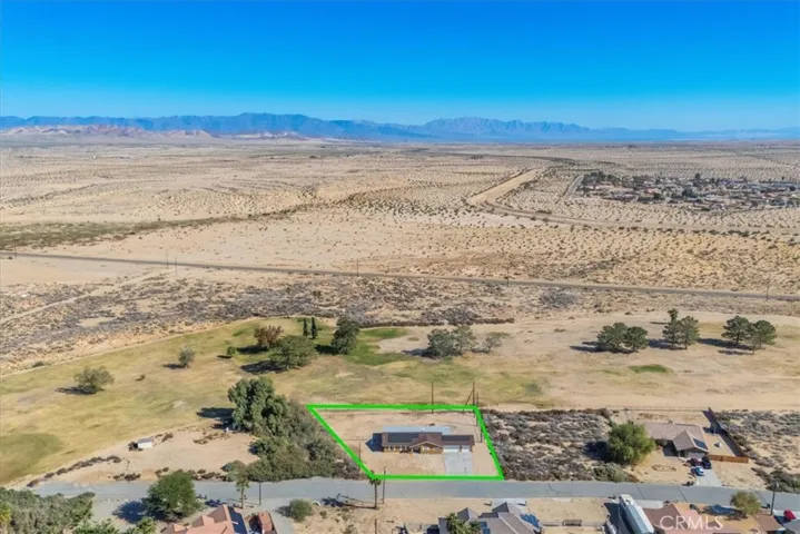 4623 Saddlehorn Road, 29 Palms, California 92277