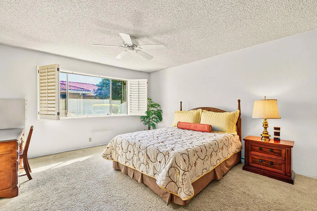 142 Camino Arroyo S, Palm Desert, California 92260 home-pic-15