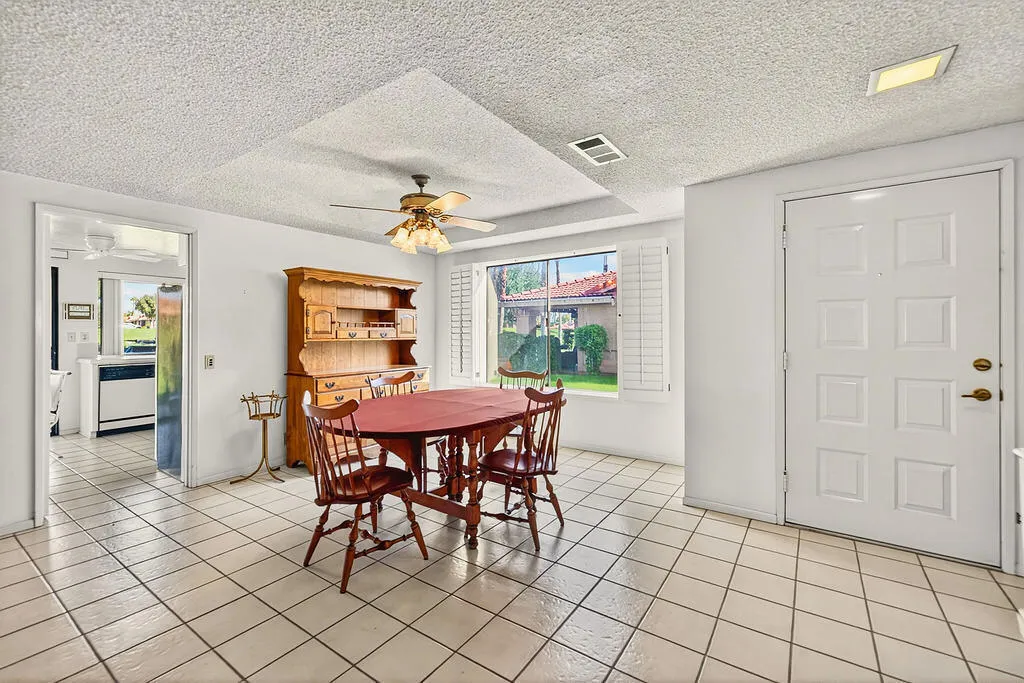 142 Camino Arroyo S, Palm Desert, California 92260 home-pic-7