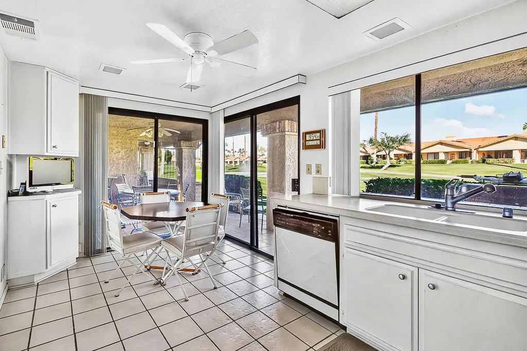 142 Camino Arroyo S, Palm Desert, California 92260 home-pic-13