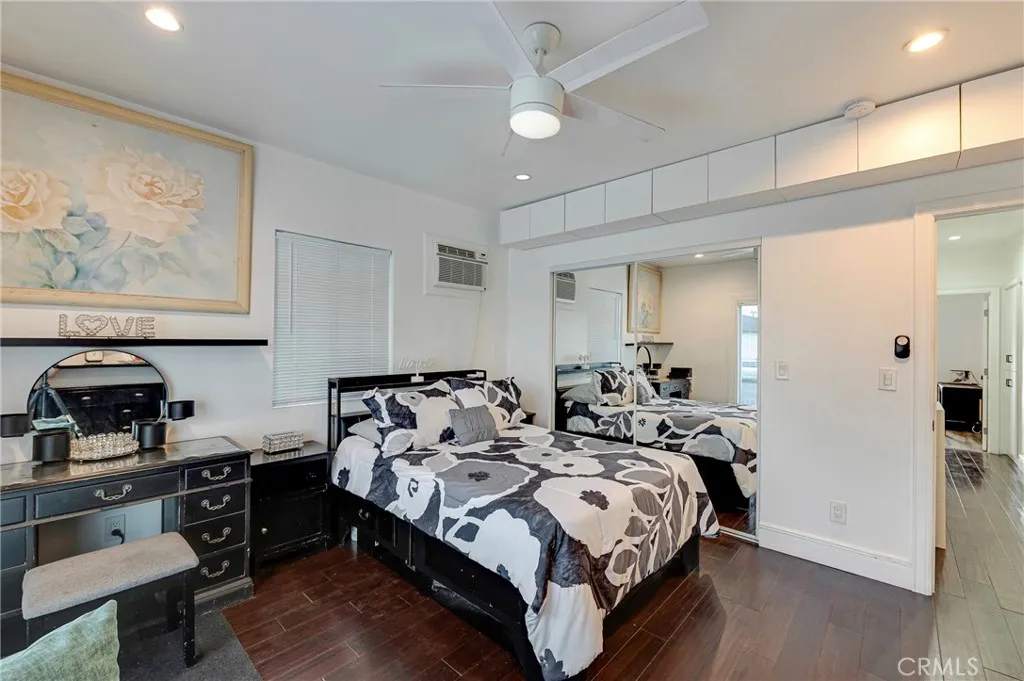 8023 Hooper Ave, Los Angeles, California 90001 home-pic-17