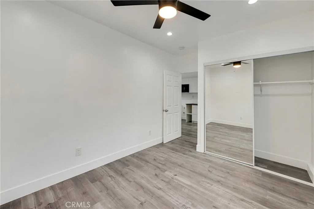 8023 Hooper Ave, Los Angeles, California 90001 home-pic-43