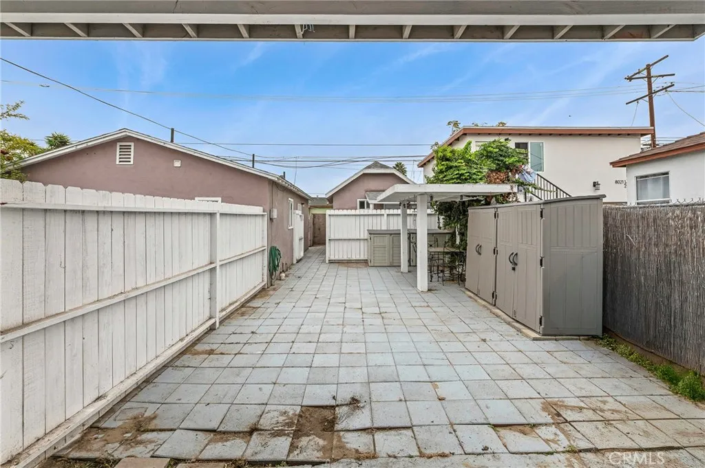 8023 Hooper Ave, Los Angeles, California 90001 home-pic-28