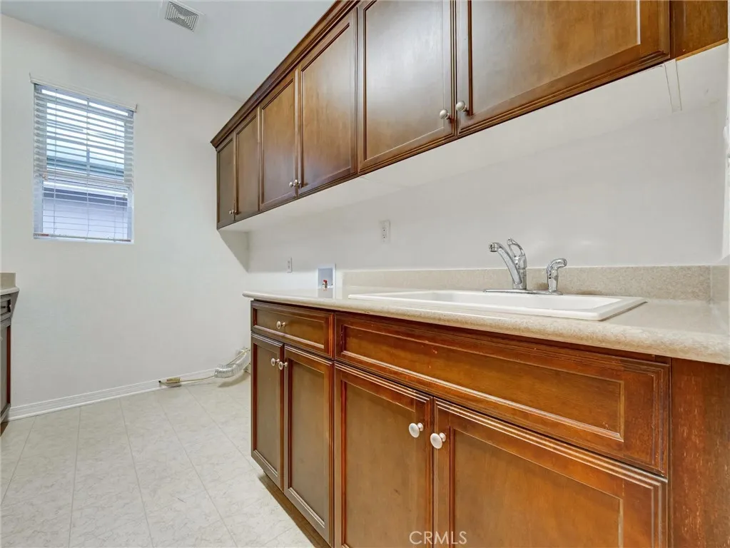 14169 Emmerglen, Eastvale, California 92880 home-pic-62